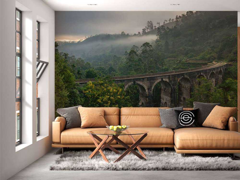 Eisenbahnbrücke durch den Dschungel