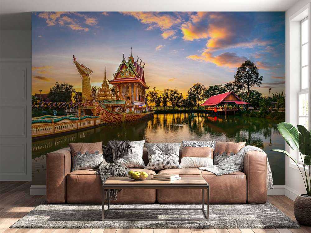 Riesiger Thai Suphannahong