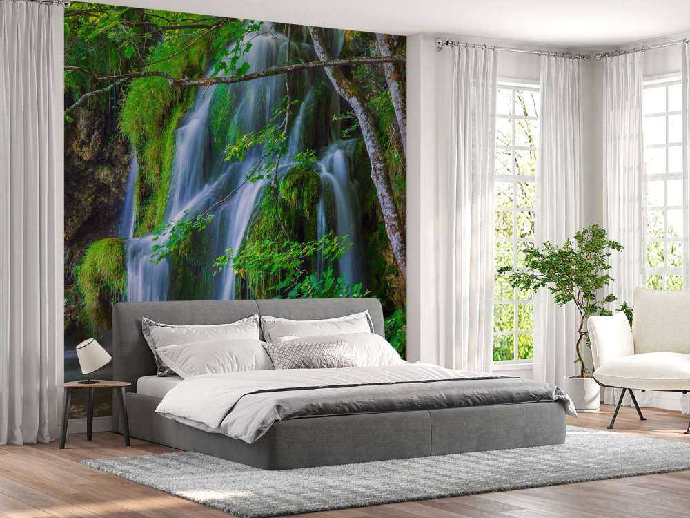 Klarer Wasserfall