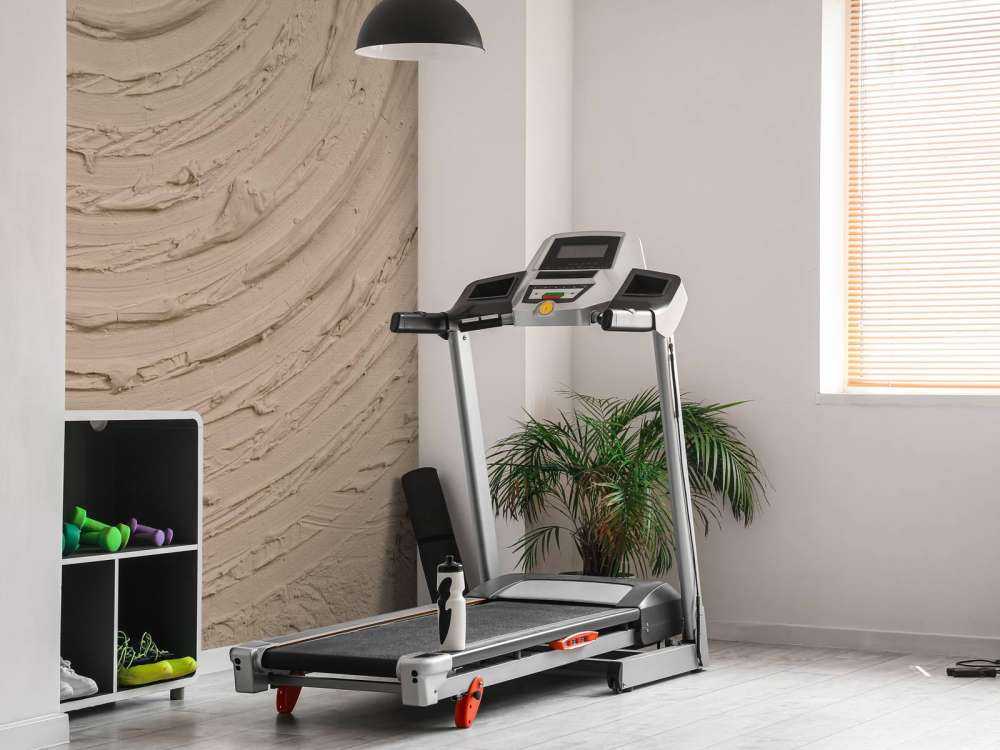 Runde Formen und Linien in Taupe