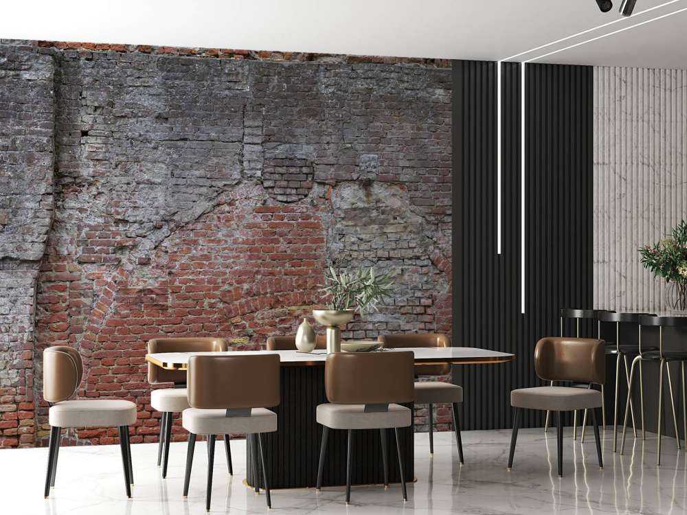 Alte restaurierte Stadtmauer