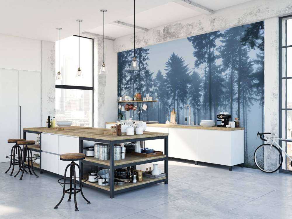 Die neblige Landschaft