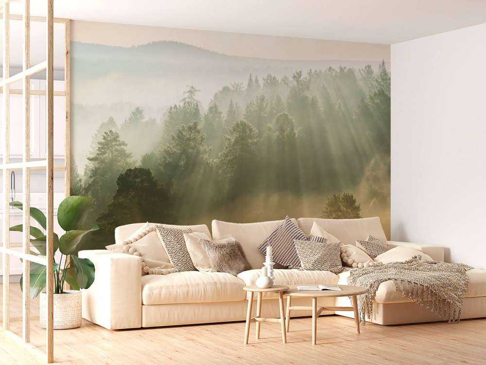 Sonnenaufgang zwischen den Hügeln