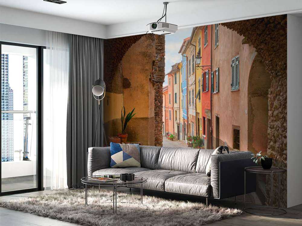 Italienische Straße mit Bogen