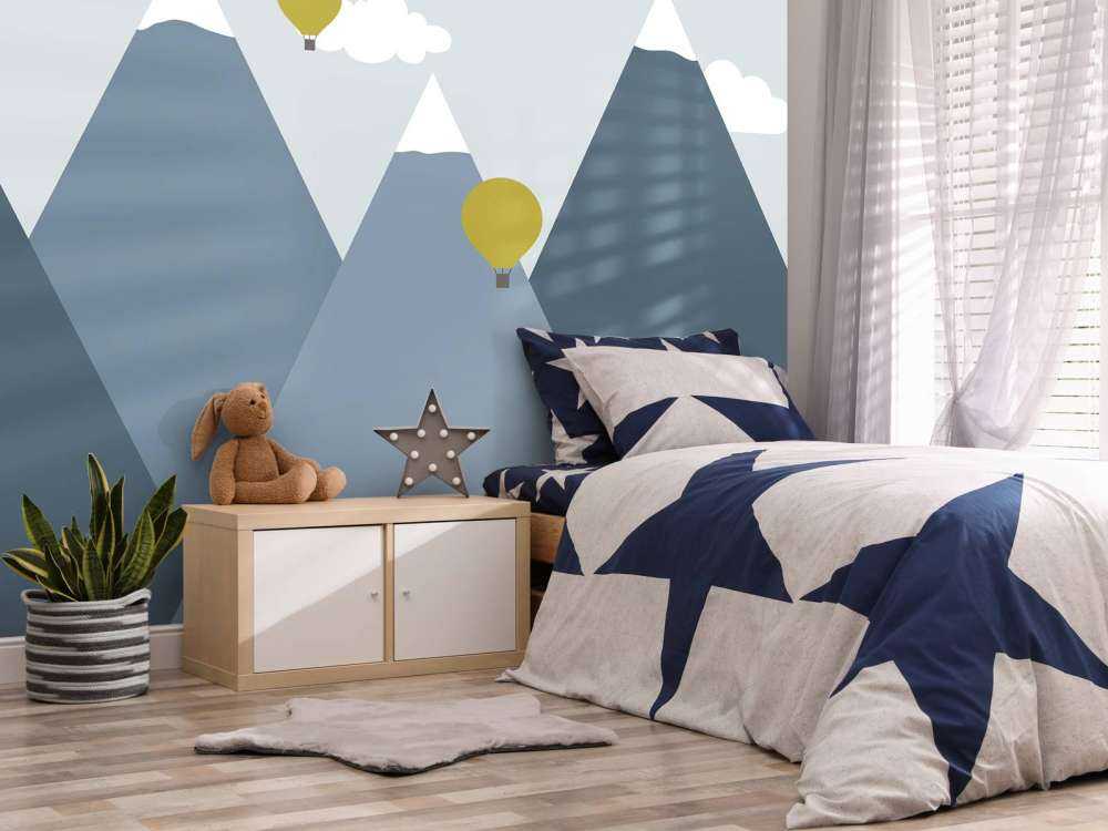 Blaue Berge mit Luftballons