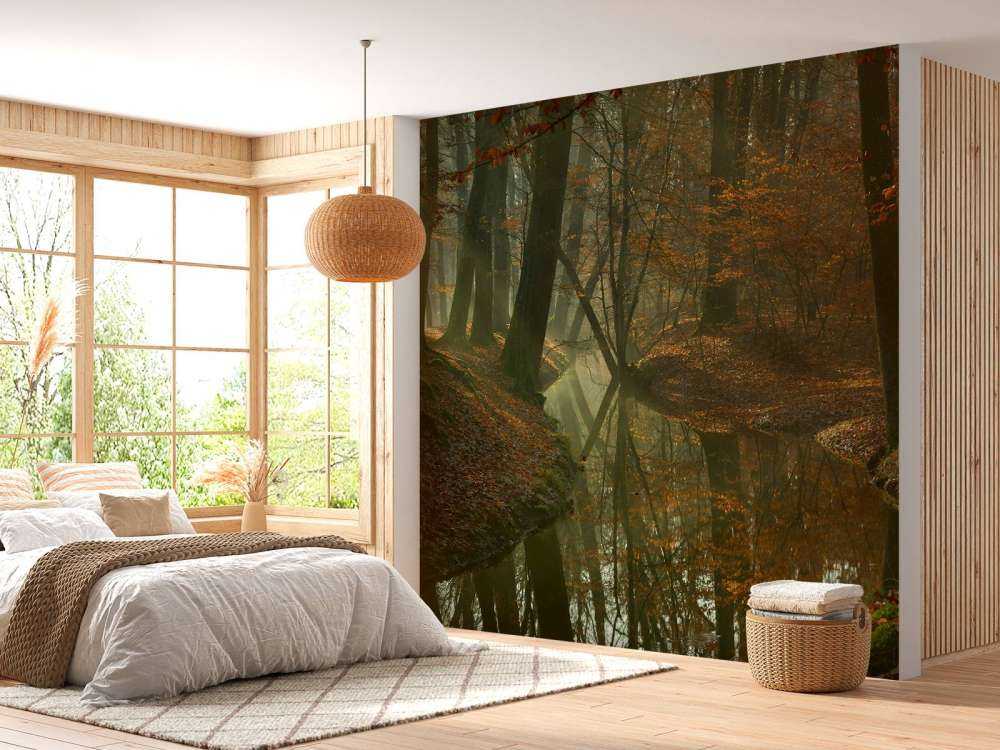 Fluss durch den Wald