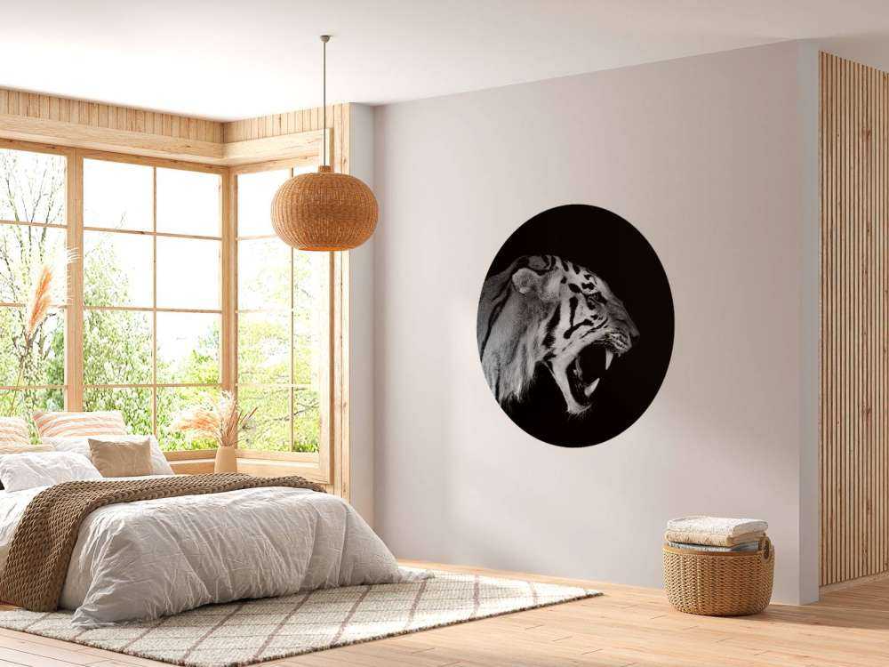 Brüllender Tiger schwarz