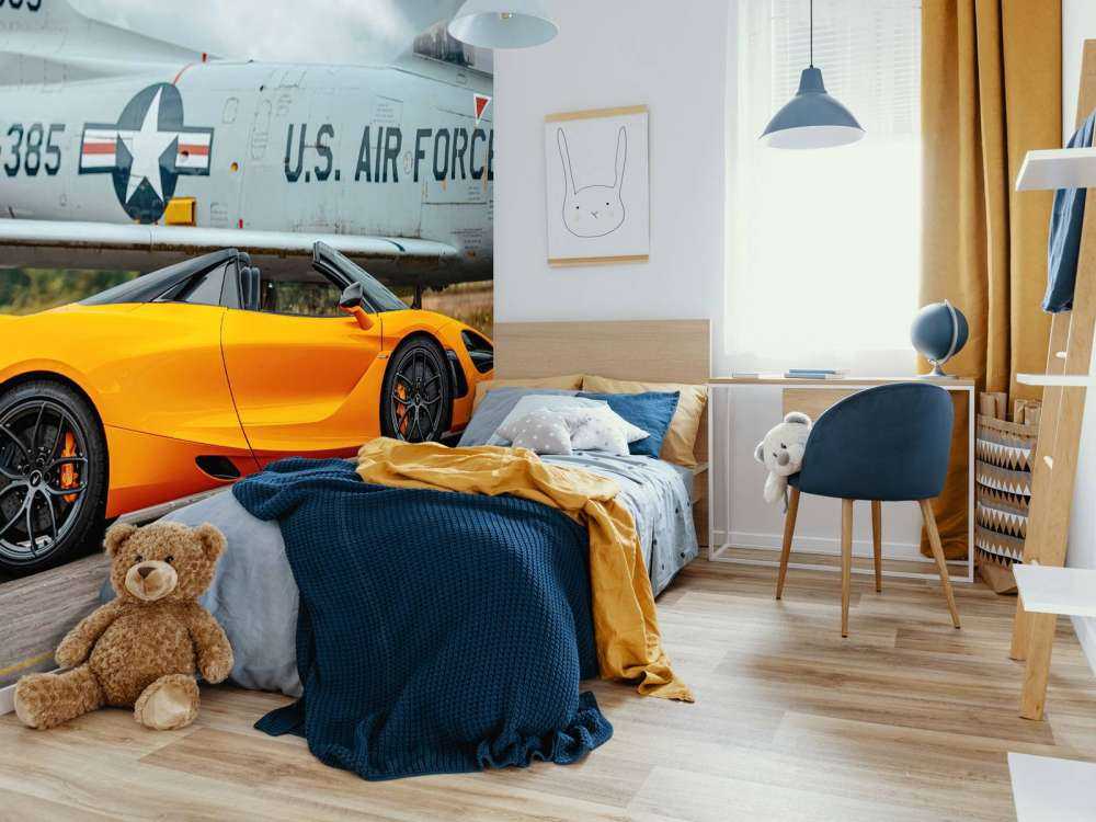 Supersportwagen und Kampfjet