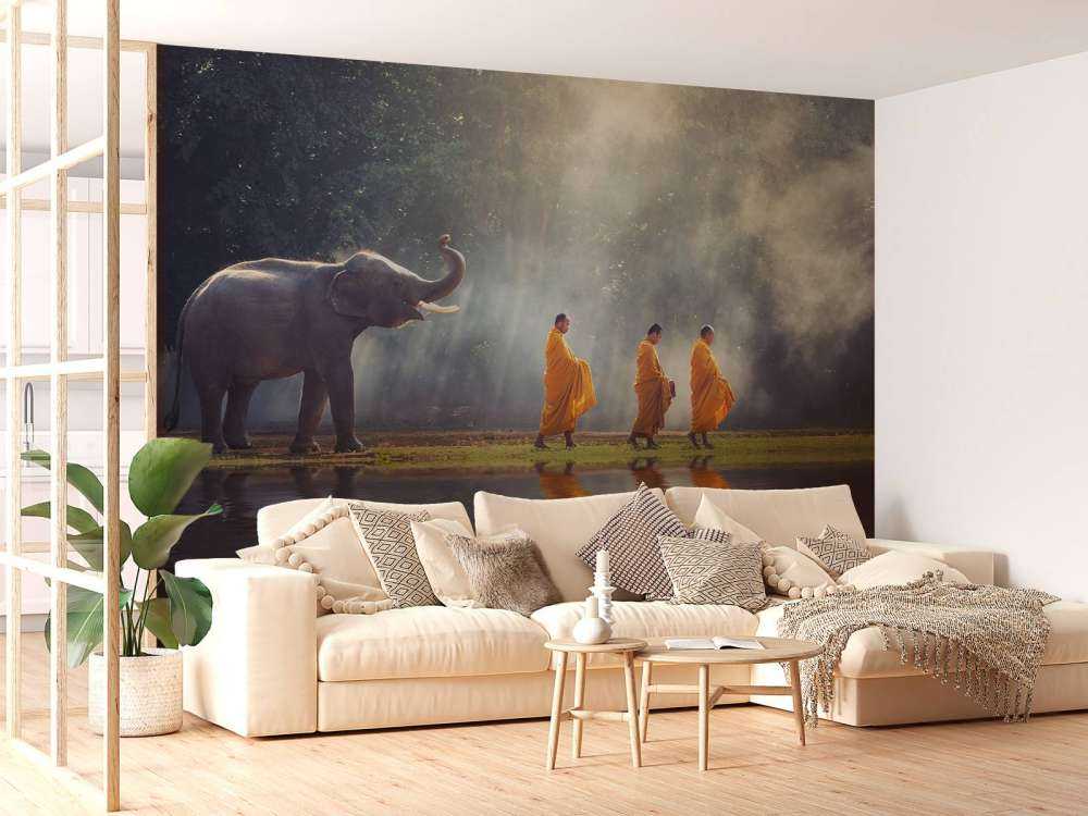 Elefant und Buddhisten