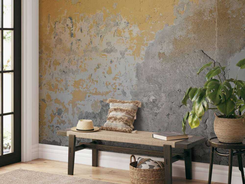 Gelbe verwitterte Wand