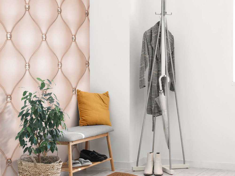 Schicke rosa collagierte Wand