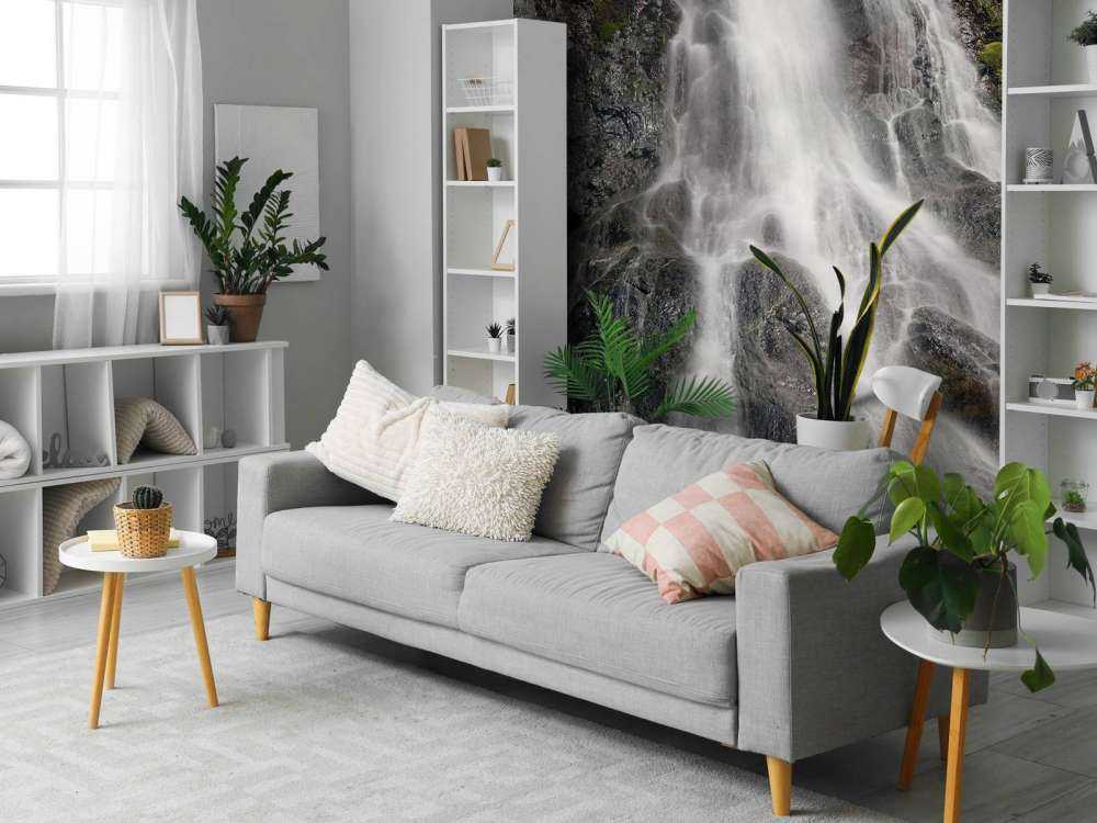 Wasserfall auf Felsen 