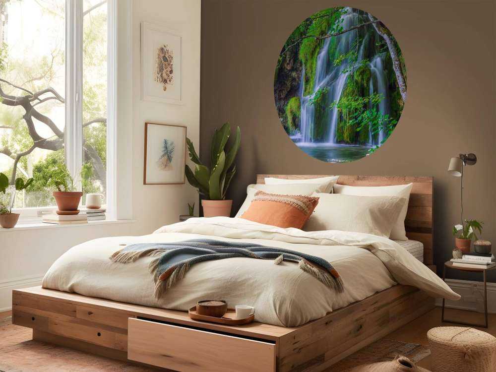 Klarer Wasserfall