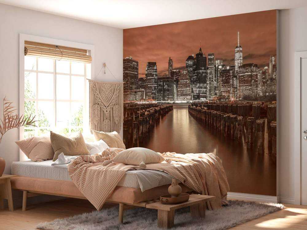 Skyline von Manhattan mit Wellenbrechern