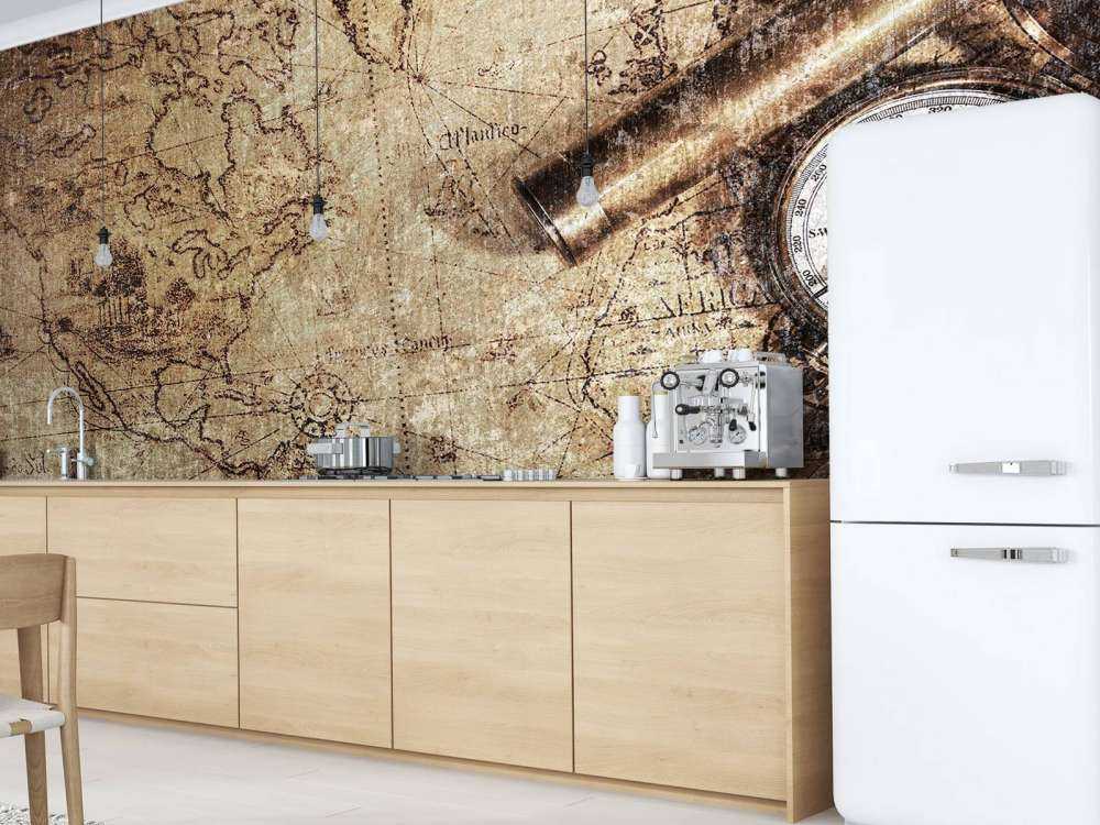 Weltkarte mit Kompass