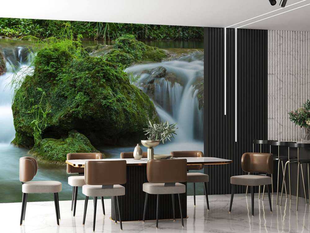 Wasserfall im Wald