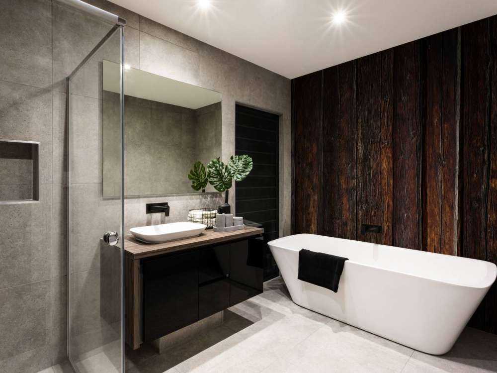Gebranntes dunkles Holz