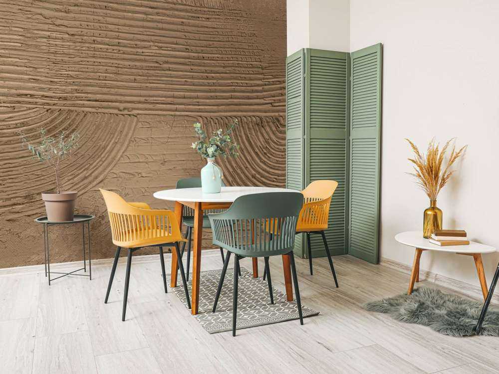 Linien und Strukturen in Goldbraun