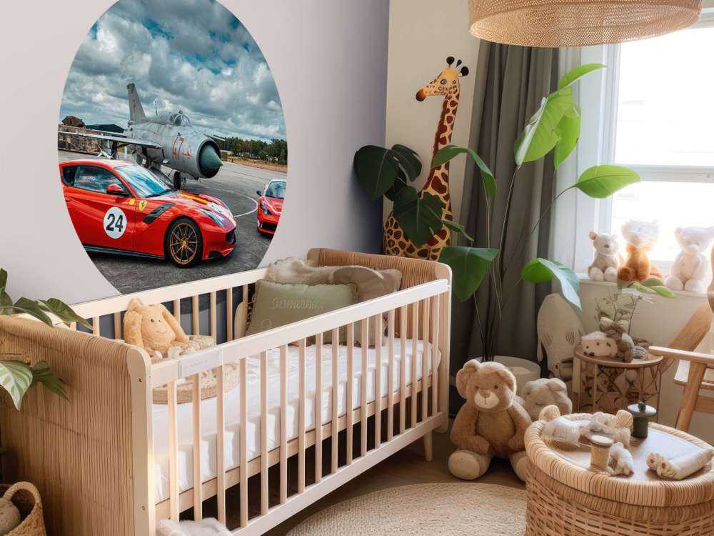 Exklusive Ferraris und Mig-21