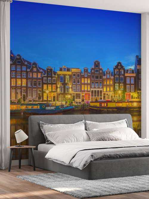 Amsterdamer Kanal am Abend
