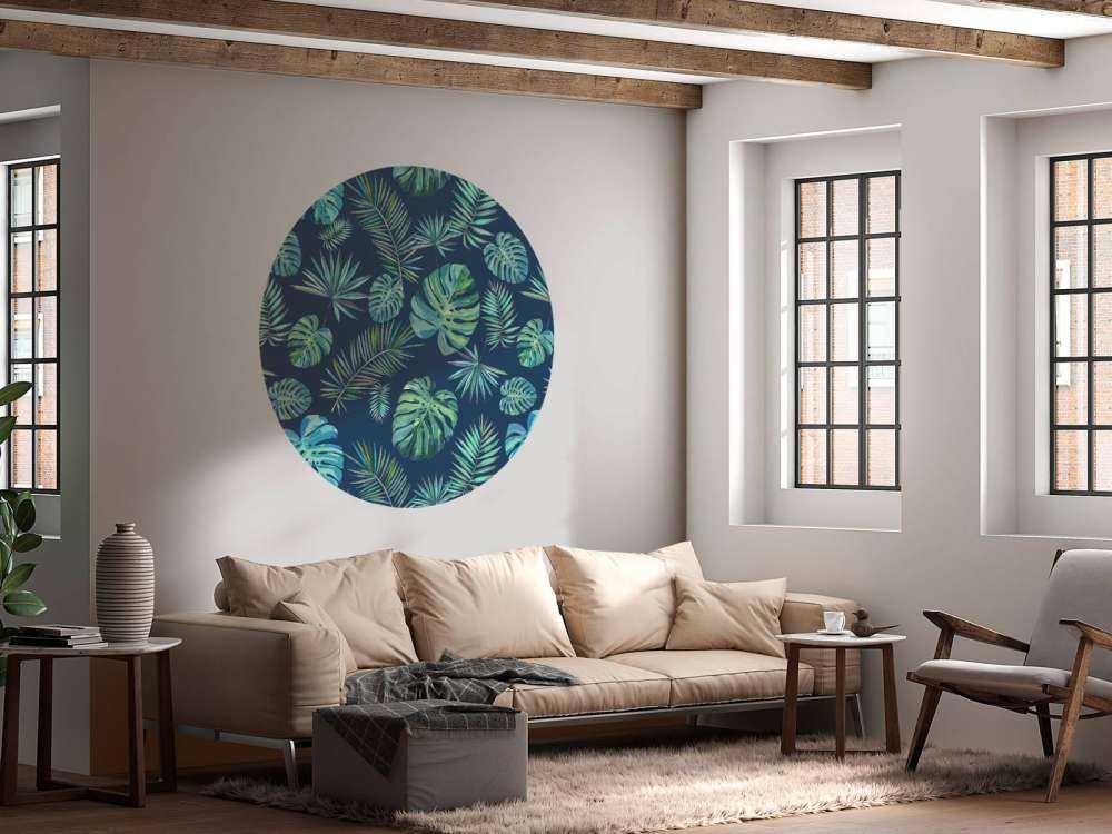 Palmenblätter und Monstera