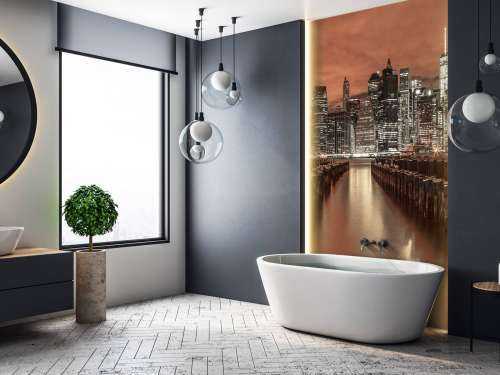 Skyline von Manhattan mit Wellenbrechern