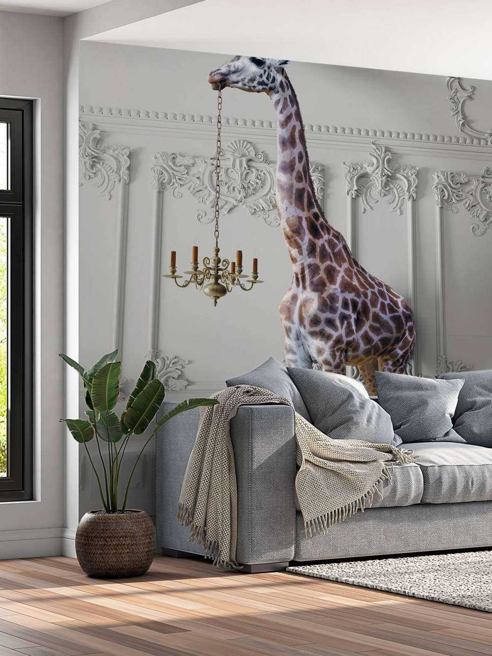 Giraffe mit Kerzenständer
