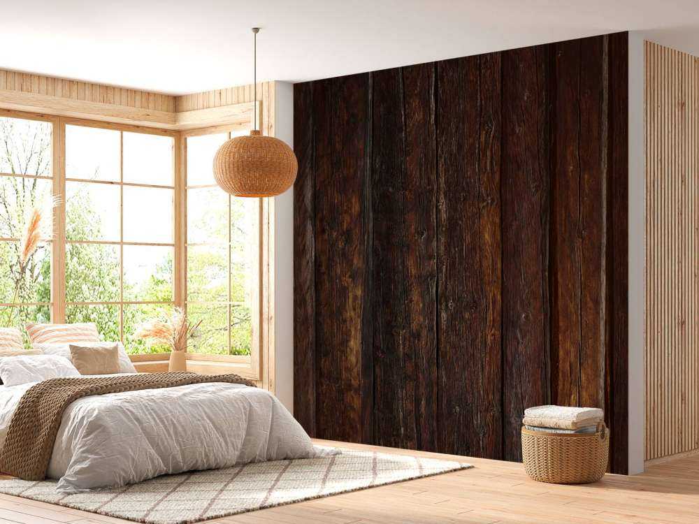 Gebranntes dunkles Holz