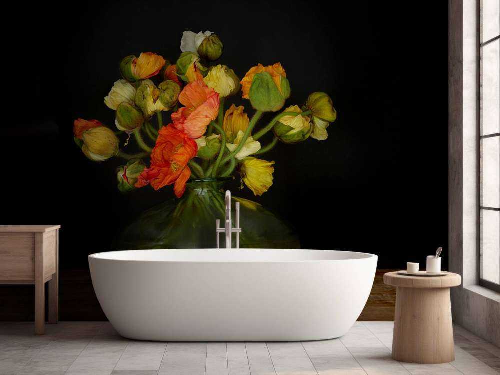 Malerische Vase mit Blumen