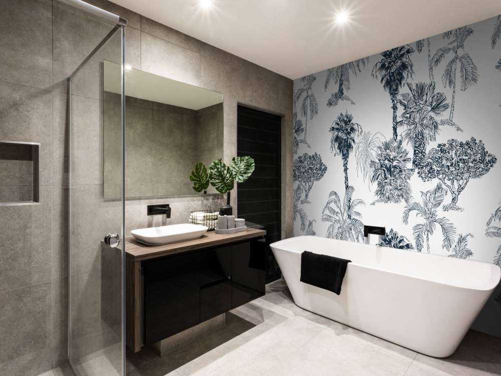 Tropische Palmen und Bäume