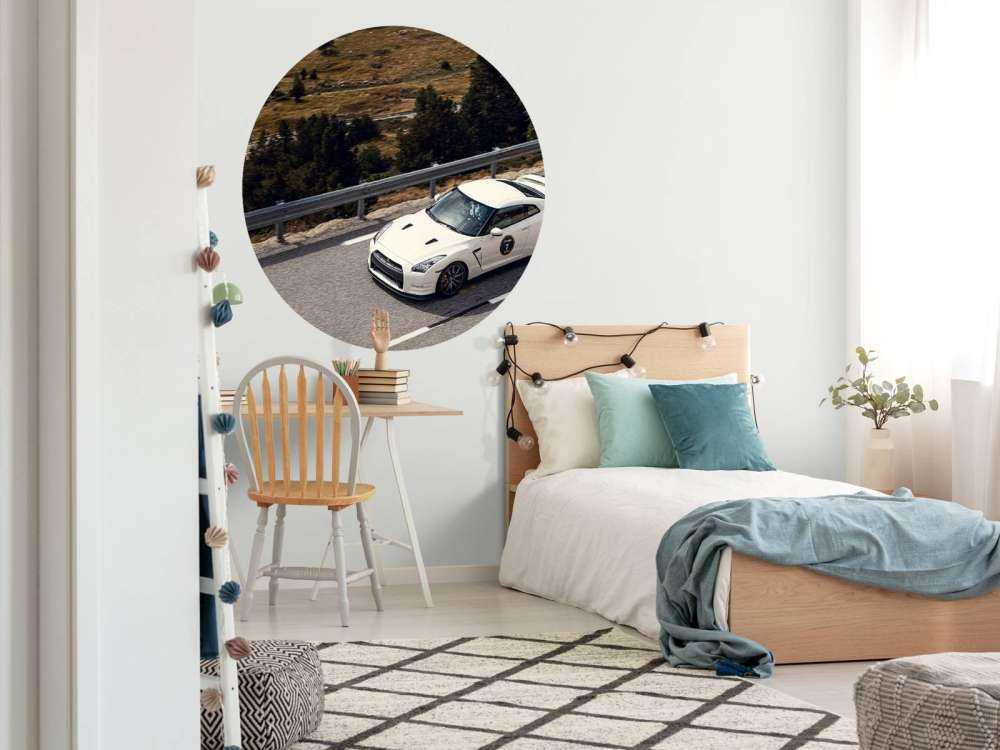 Nissan GT-R auf Bergstraße