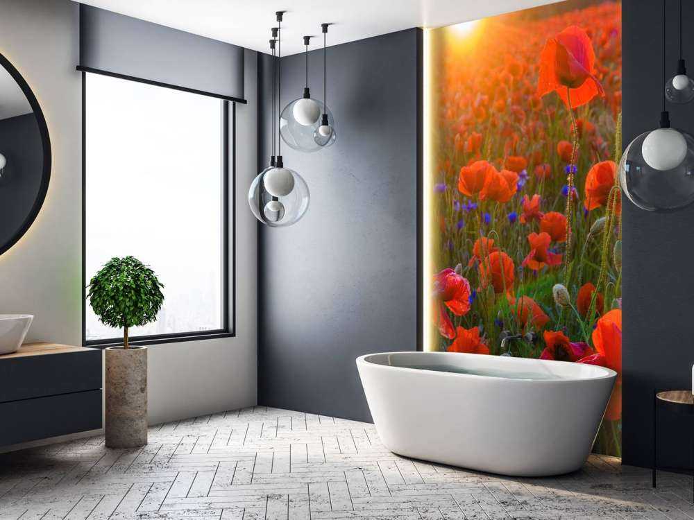 Mohnblumen mit aufgehender Sonne