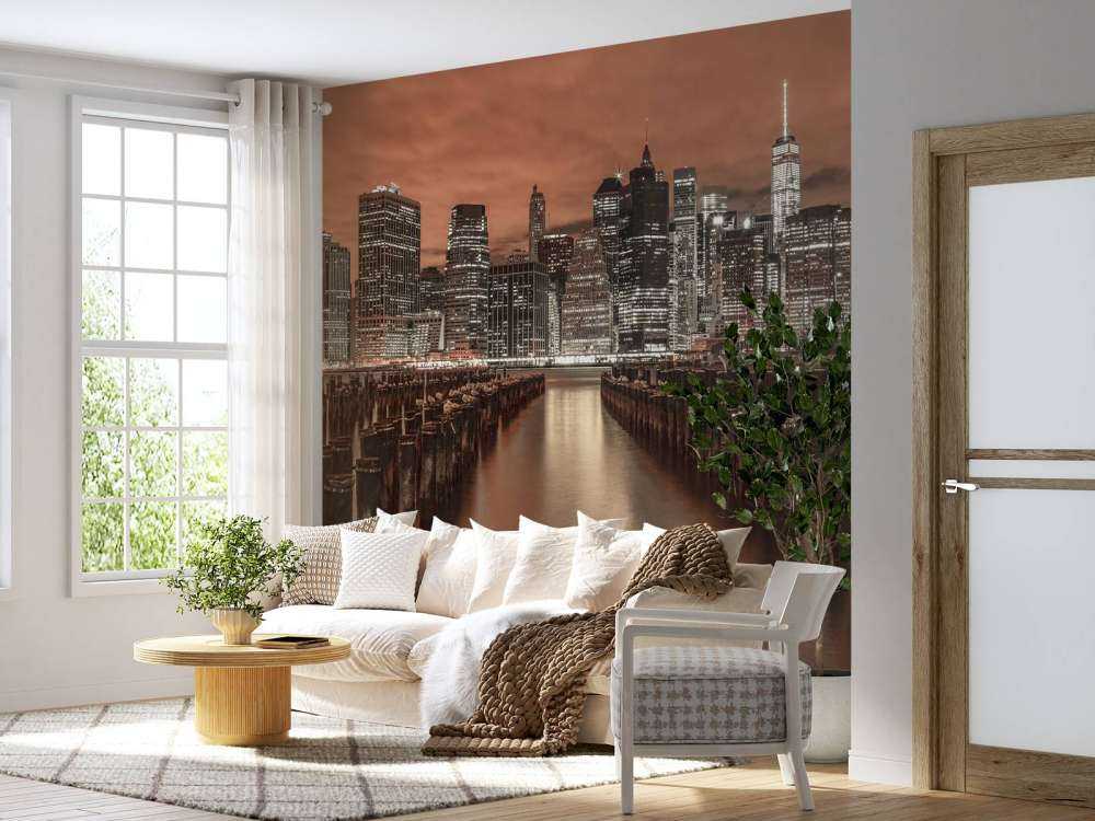 Skyline von Manhattan mit Wellenbrechern