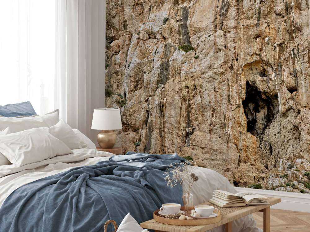 Höhle in einem Felsen