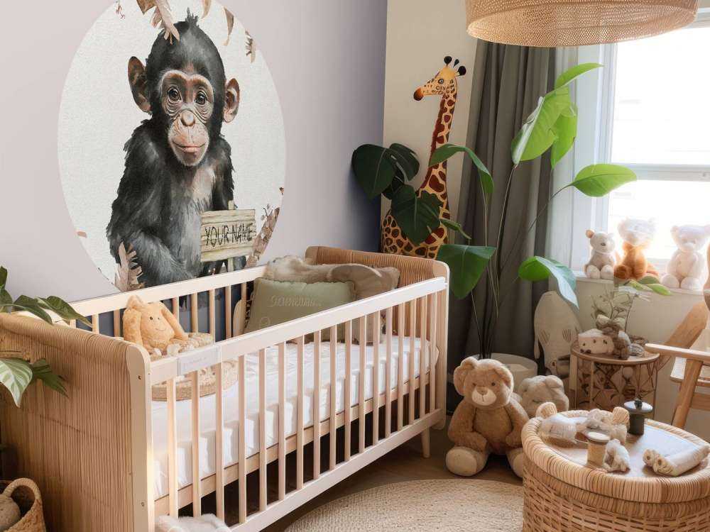 Baby Schimpanse im Dschungel taupe