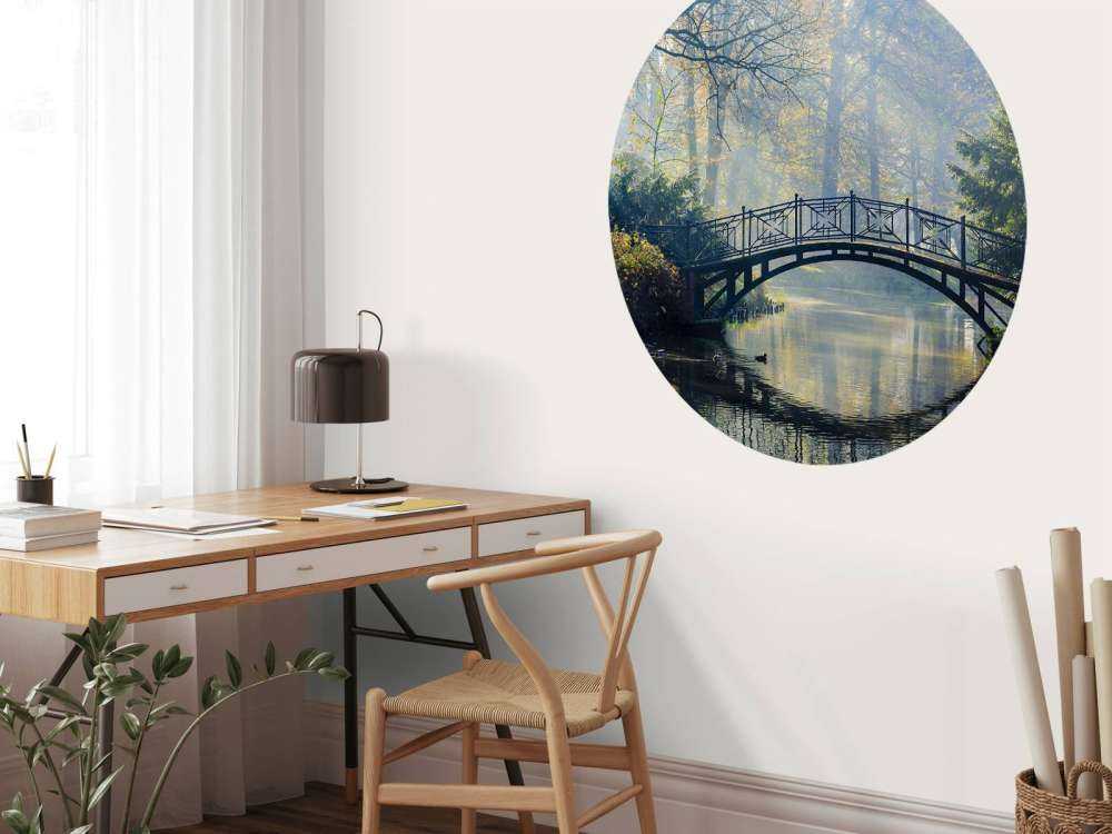 Alte Brücke im Herbst auf Fototapete