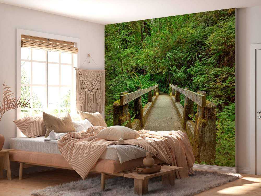 Brücke im Wald