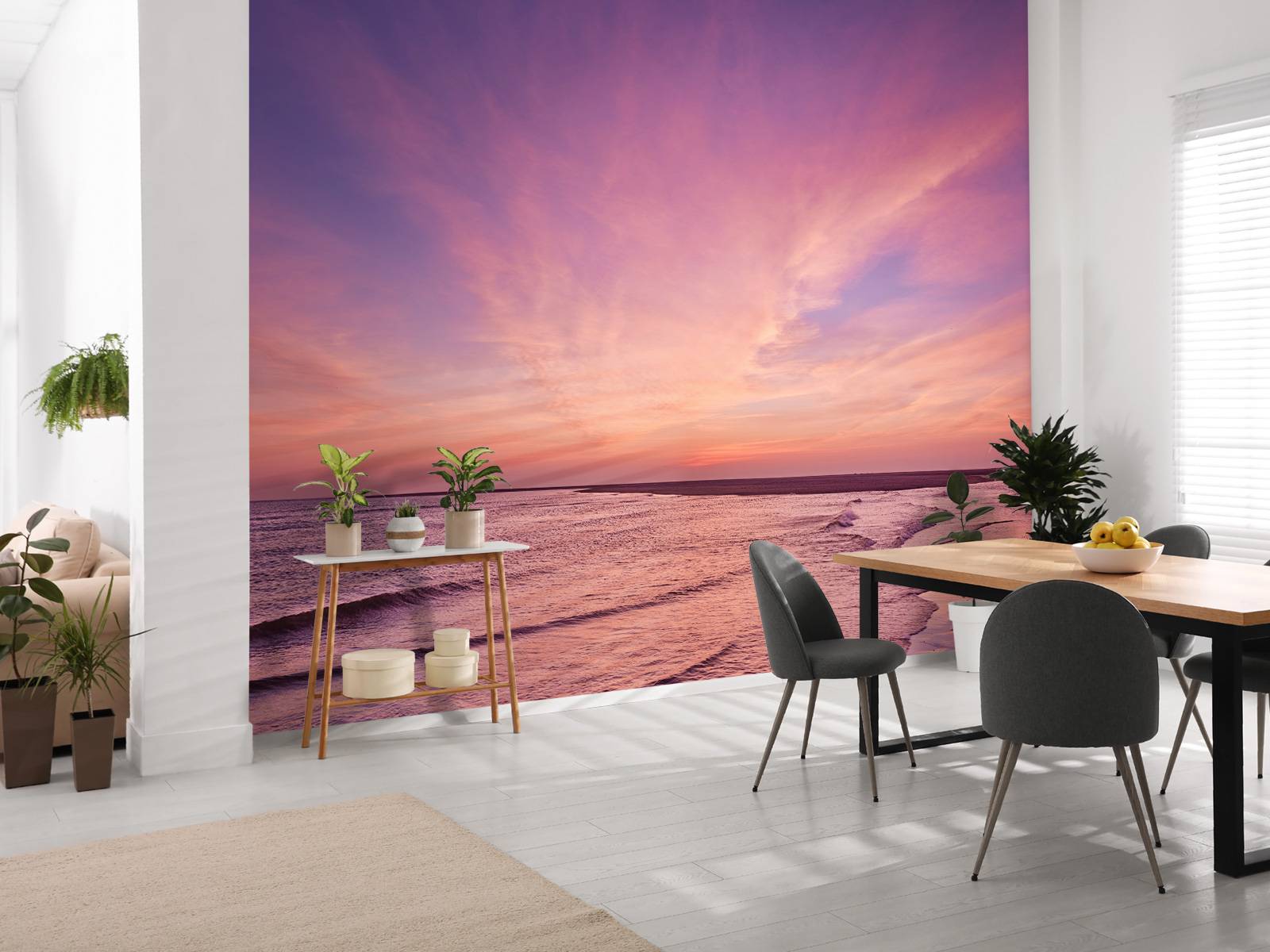 Strand mit rosa Sonnenuntergang