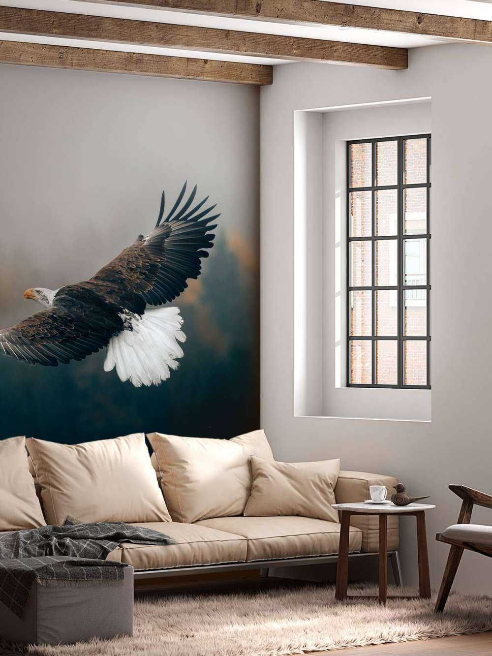 Weißkopfseeadler über dem Wald