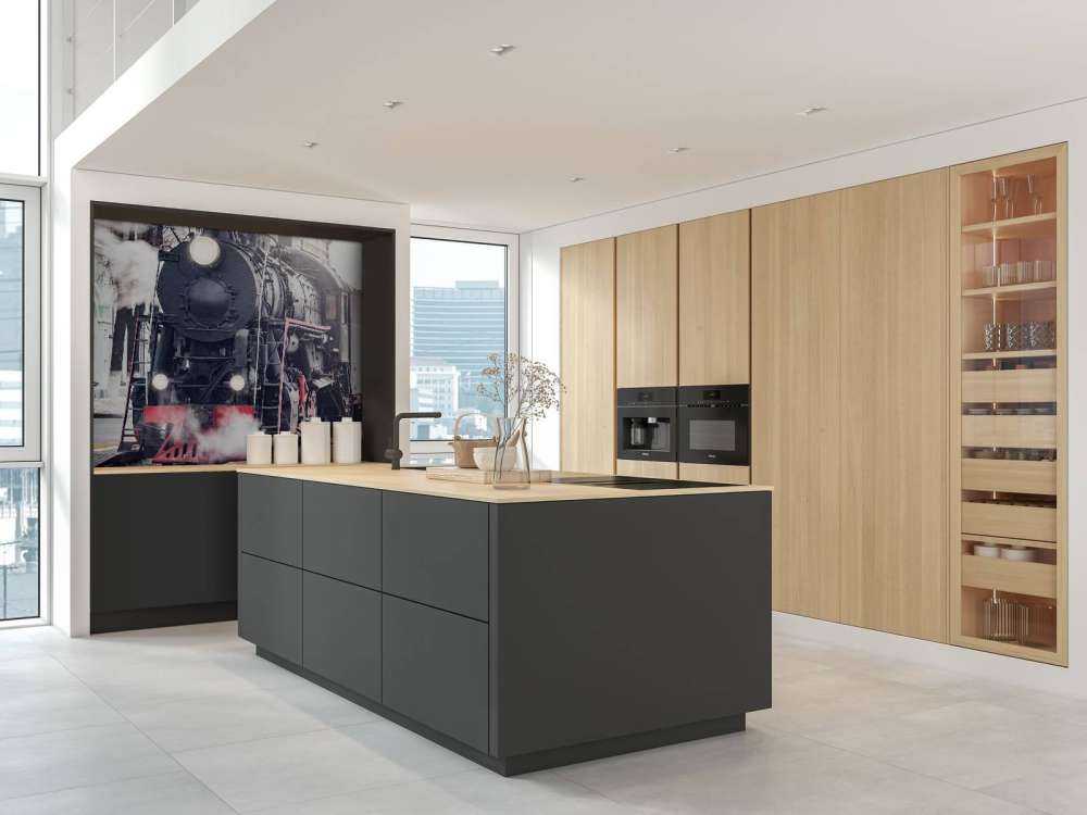 Dampfzug mit dampfendem Dampf