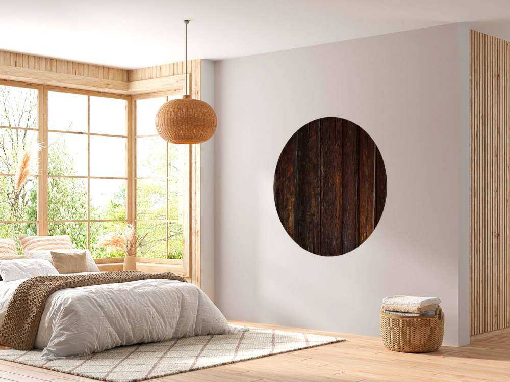 Gebranntes dunkles Holz