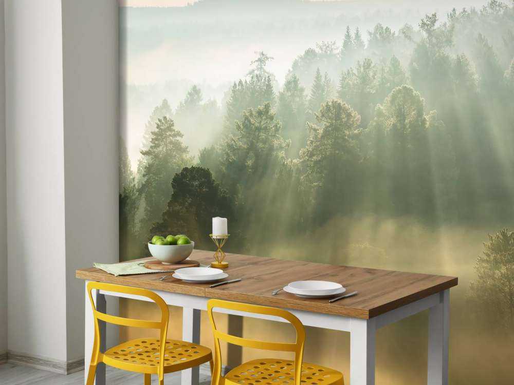 Sonnenaufgang zwischen den Hügeln