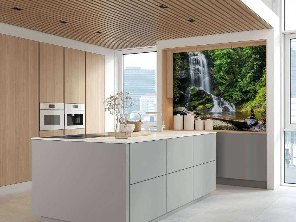 Dschungel-Wasserfall