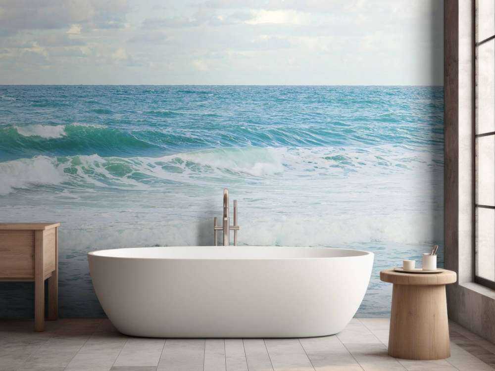 Meer mit hohen Wellen