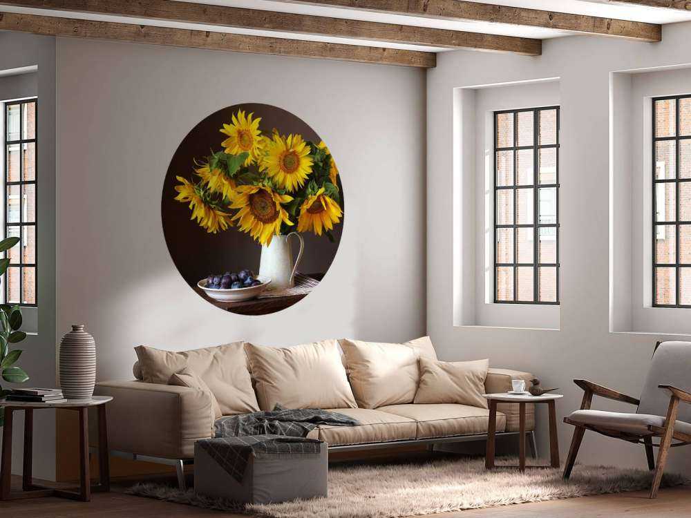 Sonnenblumen und Beeren