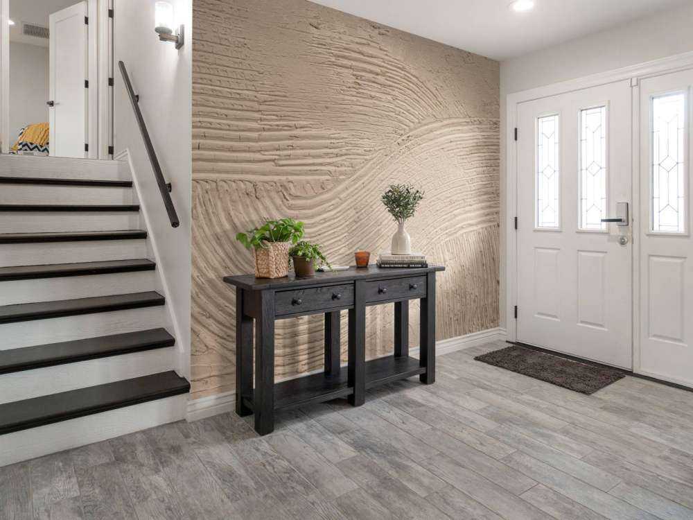 Strukturierte Linien in Taupe
