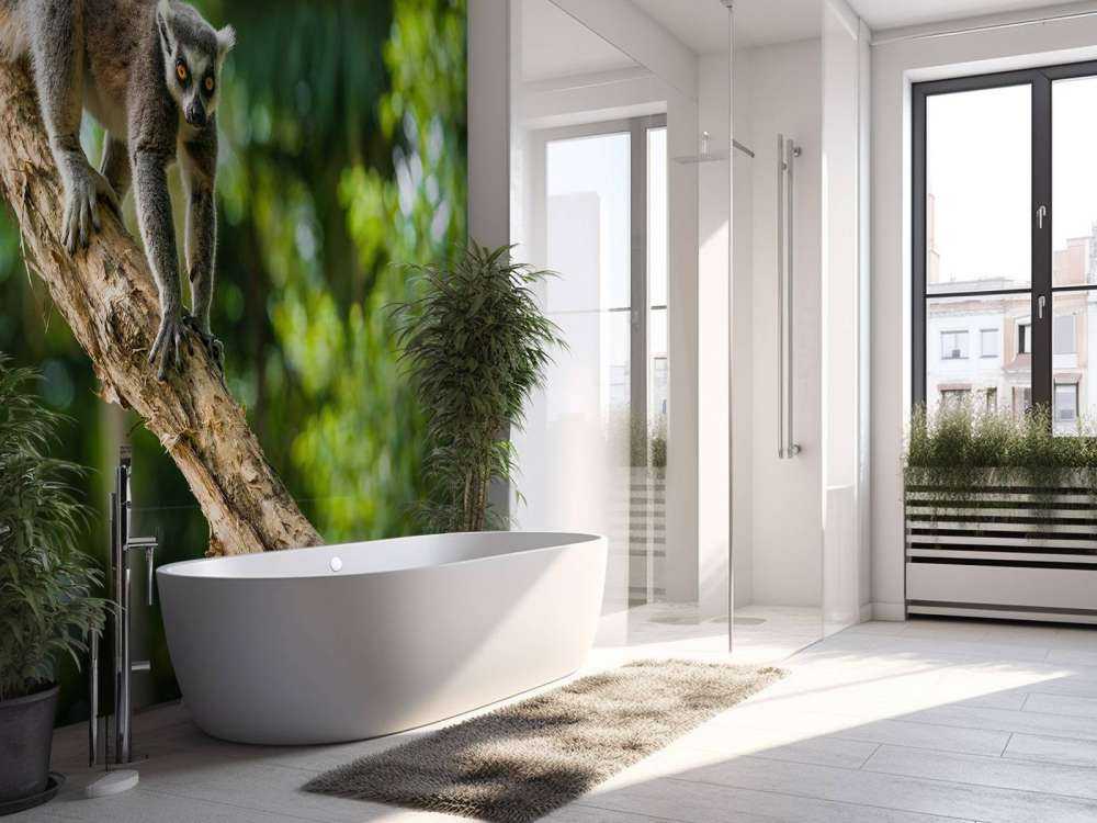 Ringelschwanzaffe in einem Baum