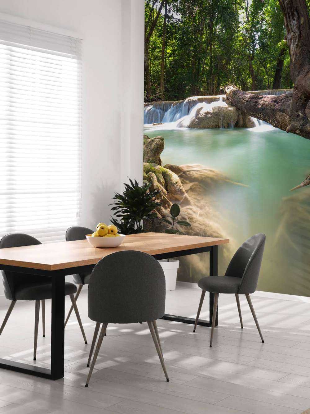 Wasserfall im Dschungel