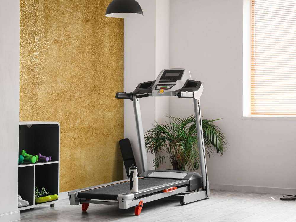 Ockerhaltiger gelber Beton auf Fototapete