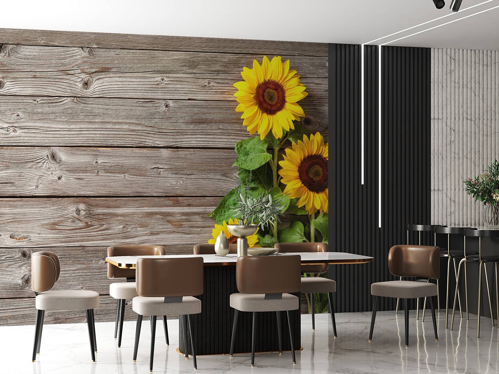 Sonnenblumen und Holz